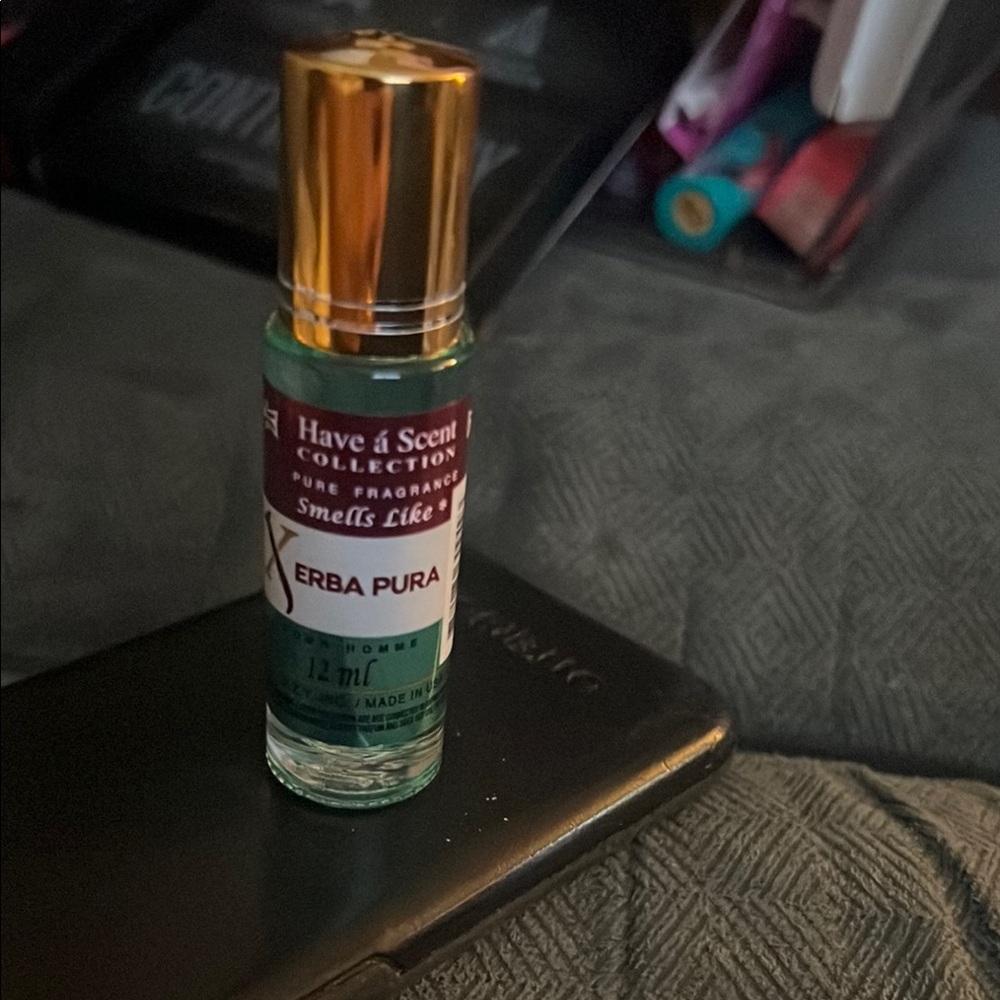 Perfume Oil for men. 12ml roll on. New. Smells amazing.